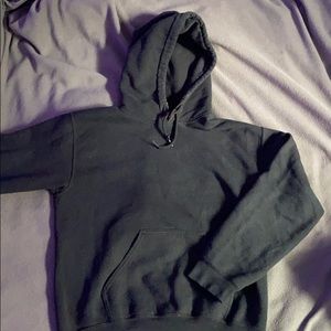 Basic Black Gildan Heavy Blend Hoodie/Sweatshirt